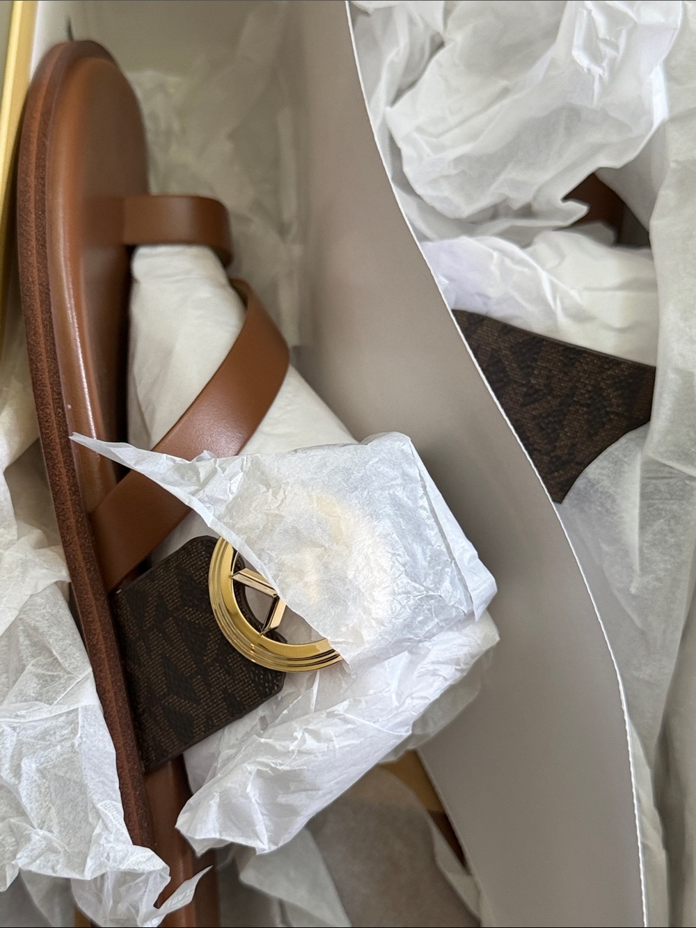 NIB Michael Kors Vera Flat Thong Sandal Size 8 - Picture 11 of 11